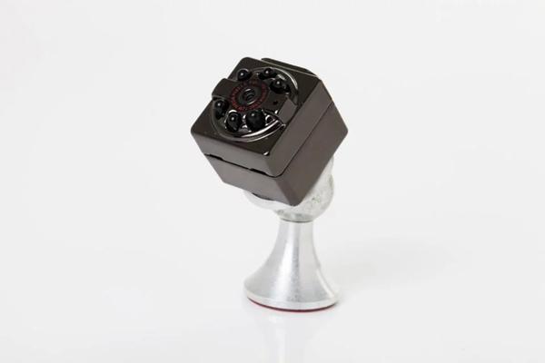 Mini DV Full HD 1080P IR Night Vision Sports DV Car DVR Digital Camera mini Camcorder with Magnetic Stand SQ9