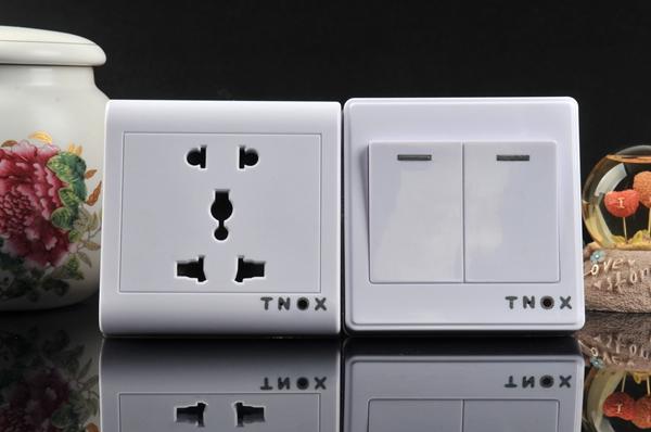 Socket camera HD wireless remote control Power Electrical Outlets Camera Home Security Pinhole Camera Mini DVR T3 T4 in retail box