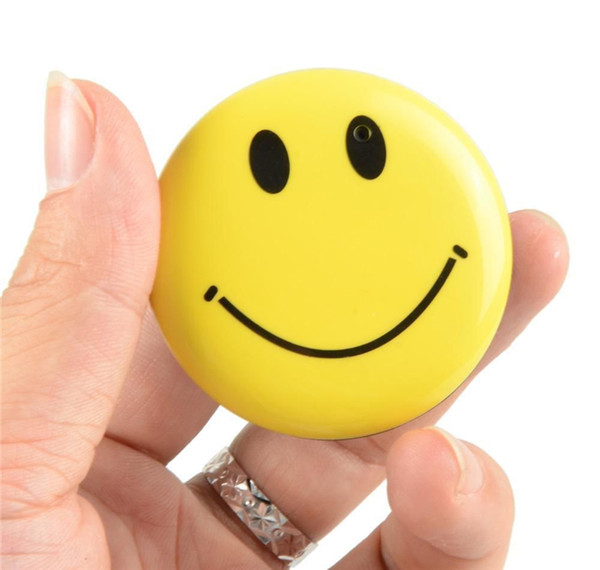 HD 720P Wearable Mini Super Camera Video Recorder Mini DV Camcorder Smiley Face Badge with Audio Recording Portable Camcorder Mini Camera