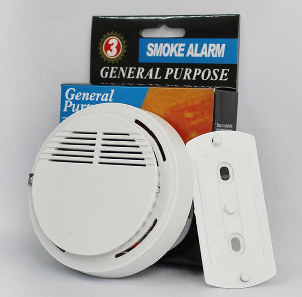 Wireless Smoke Detector with 9V Battery Operated High Sensitivity Stable Fire Alarm Sensor Suitable for home security with retail package