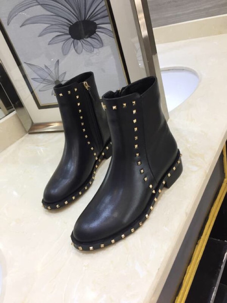 Luxury side zipper boots ladies heel black leather riveted boots classic British style fashion zipper short leather boots