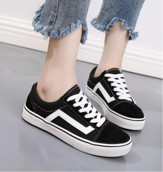 2019 Classic Black White Men Women Casual Flat Shoes canvas Shoes Unisex Zapatillas Walking Shoes 35-45