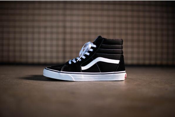 Classics Black White High V Skateboard Shoes Old Sk8-hi Canvas Men Women Casual Flat Shoes Sneakers 35-44