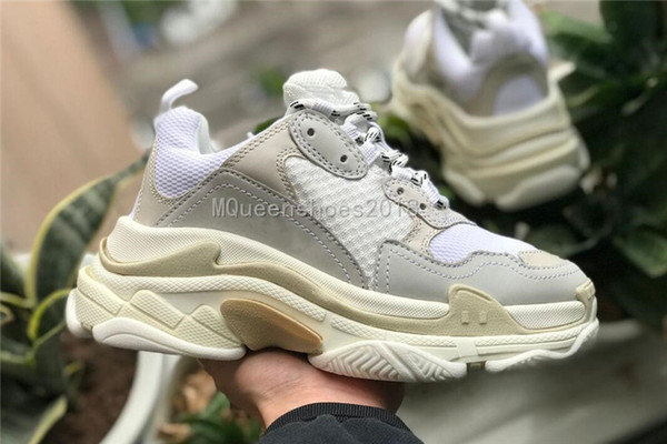 Luxury Designers Sports Casual Shoe Triple S Designer Low Old Dad Sneaker Combination Soles Boots Mens Womens Runner Shoes Top Quality