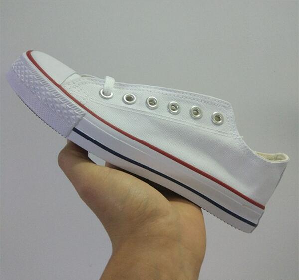 Fashion Wholesale and Retail 2017 New Big Size 35-45 Casual Shoes Low Top Stars Classic Canvas Shoe Men's/Women's Canvas Shoes