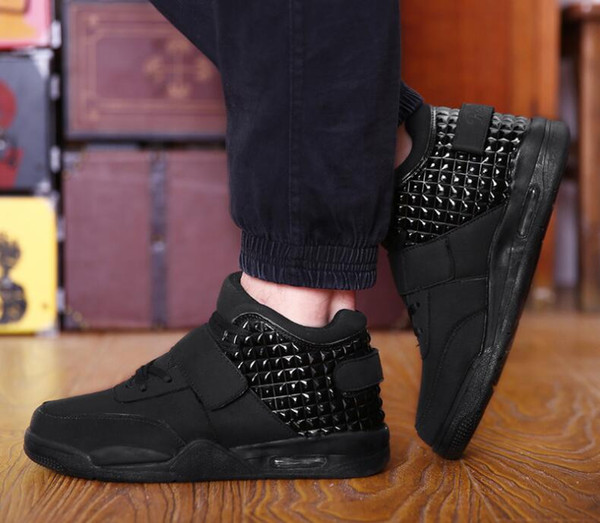 2019 Fashion casual Leather men shoes Ventilation Sports runing flat shoes Non-slip Four Seasons Shoes for Business Work Young students Y103