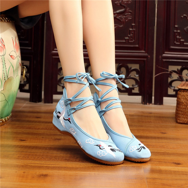 women shoes high heel Comfortable increased internal Embroidered canvas shoes Retro Style women shoes high heel X89