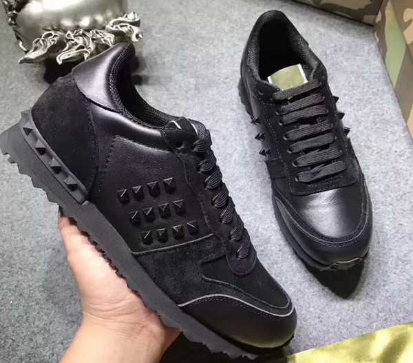 HOT Black Camo spike leather men Designer fashion luxury brand V luxury trainers camouflage man women casual shoe