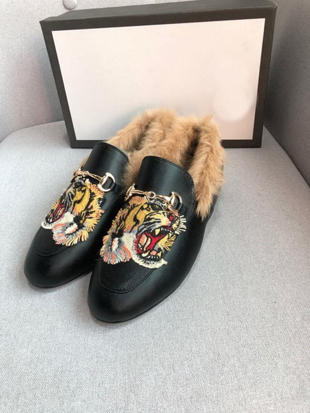 Brand Mules Princetown Men Women Fur Slippers Mules Flats Genuine Leather Luxury Designer Fashion Metal Chain Ladies Casual shoes