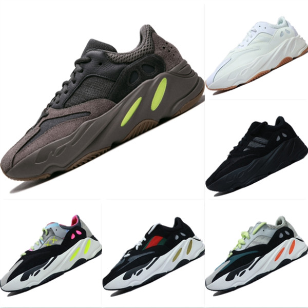 2018 New Breathable 700 Runner Leather and Mesh Casual Shoes Runner 700 Tech Bubble Cushioning Casual Shoes