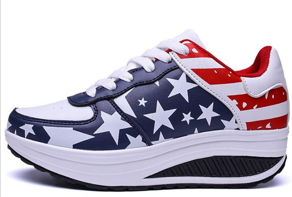 2018 new women's casual shoes sole thickening wild rocking shoes