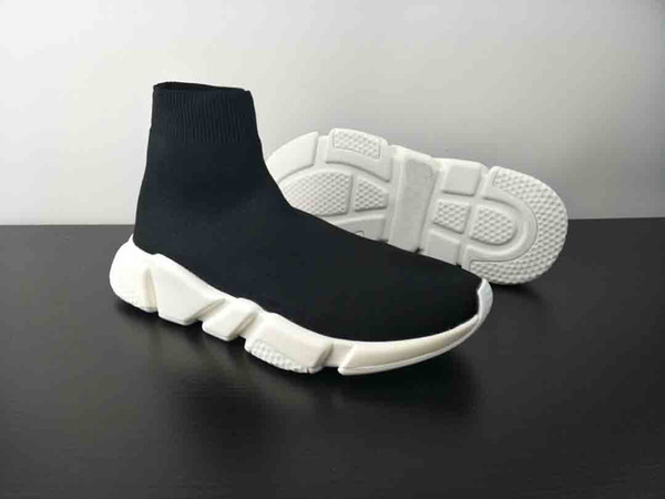 High Quality Unisex Casual Shoes Flat Fashion Socks Boots Woman New Slip-on Elastic Cloth Speed Trainer Runner Man Shoes Outdoors 36-48