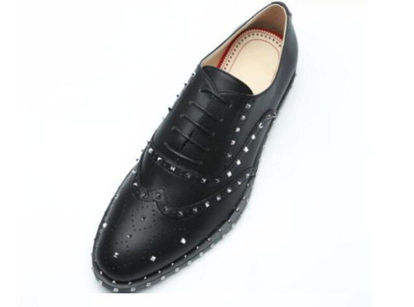 New Fashion Flat Rivets Black Leather Men Dress Shoes Round Toe Lace-up Party/Wedding Business Brogue Shoes