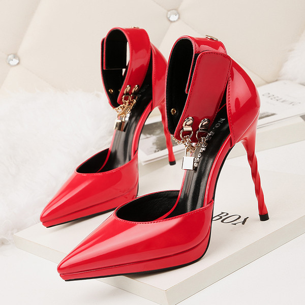 Sexy Clubwear Strap High Heels Lady Dress Shoes Women Heels Pumps Festival Party Wedding Shoes Business Formal Pumps Stiletto Heels GWS491