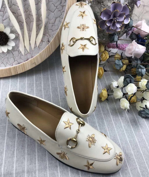 New star + bee lady flat bottom leather shoes full leather size, full size 35-41 black. Beige.