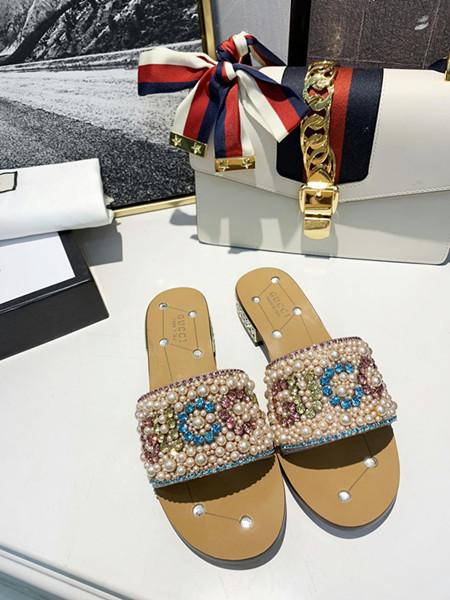 Classic ladies slippers wear new Korean wild rhinestones sponge cake thick bottom word drag beach sandals and slippers