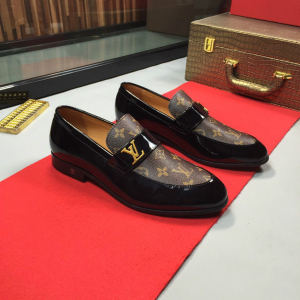 Business shoes Autumn and winter European station men's leather high-heeled shoes leather personalized metal buckle a pedal casual shoes