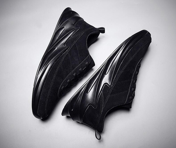 2019 Fashion casual Leather men shoes Ventilation Sports runing flat shoes Non-slip Four Seasons Shoes for Business Work Young students Y46