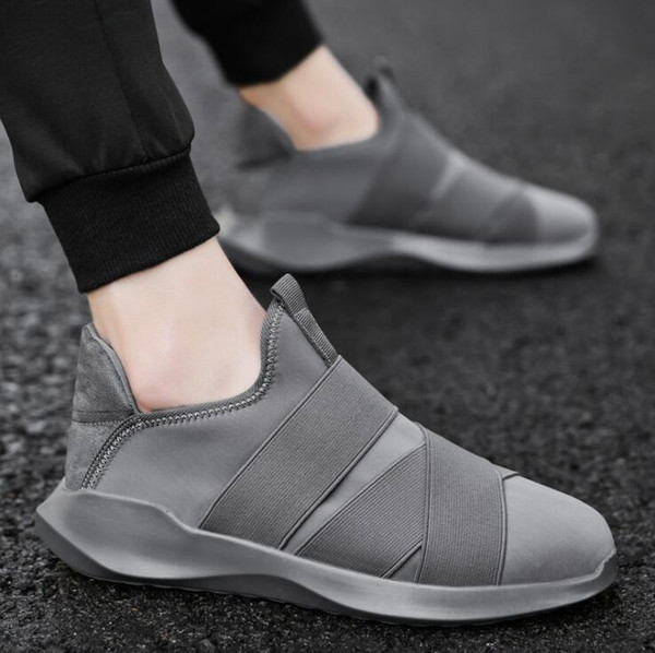 2019 Fashion casual canvas men shoes Ventilation Sports runing flat shoes Non-slip Four Seasons Shoes for Business Work Young students Y1860