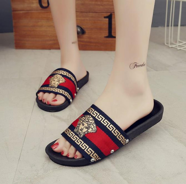 Head portrait Sandals men rivet Casual Shoes Designer Beach Indoor women blue red cloth sandals Summer Flat Slippery Sandals Slipper