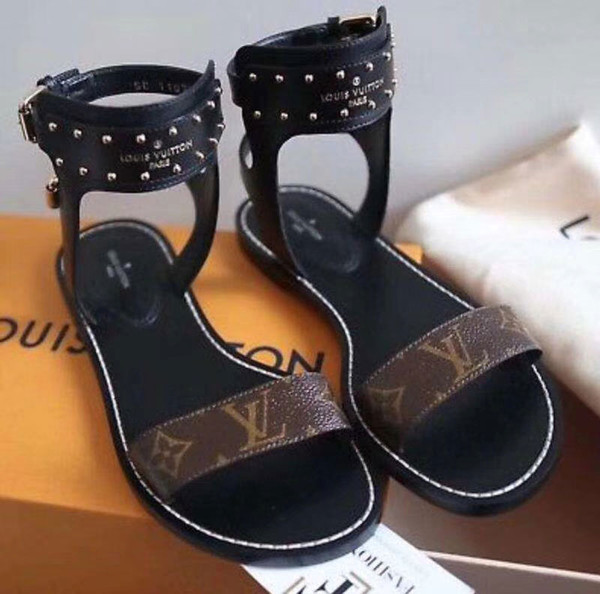 2019 new fashion luxury designer women flip flops superstars Print real leather flat sandals for women Classic casual shoes Sand drag