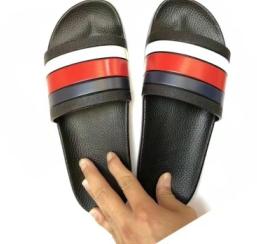 2019 Black Rubber Slide Sandal Slippers Green Red White Stripe Fashion Design Men Women with Box Classic Ladies Summer Flip Flops