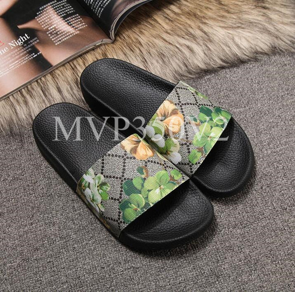 2018 mens designer slippers causal rubber summer huaraches slippers loafers flats leather luxury slides designer sandals High Quality