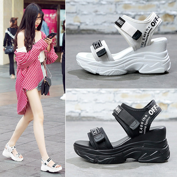 Sexy2019 Sandals Woman Harbor Taste Chic Wind Pattern Original Old Cool Time Flat Thick Bottom