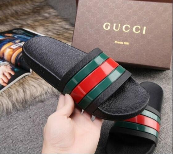 High Quality Luxury Brand Designer Men Summer Rubber Sandals Beach Slide Fashion Scuffs Slippers Indoor Shoes Size EUR