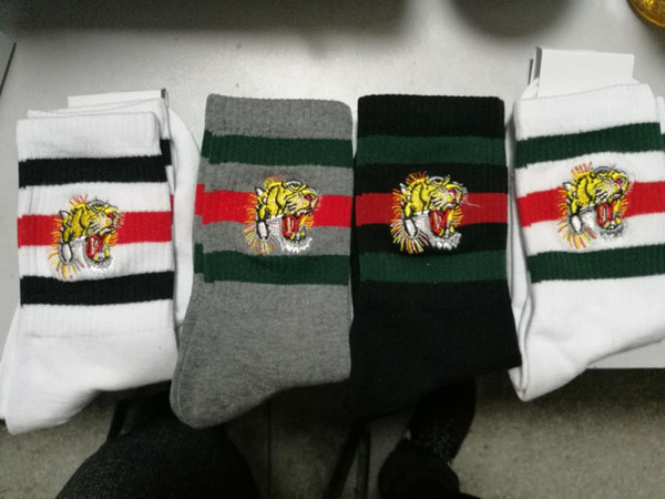 high quality 4 color four pairs ace stripe tiger head embroidered designer Sneaker Sock Antibacterial Deodorant Cotton luxury brand Socks