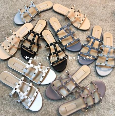 Classic designer ladies beach slippers party fashion rivets ladies sexy round head shoes dance shoes double straps sandals and slippers