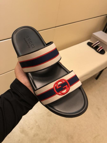 Quality 2019 luxury Rubber slide sandal Brand men slipper Gear bottoms Flip Flops men striped Beach causal slipperSize 38-45