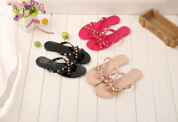 Free Size 36-40 New Women Summer Sandals Rivets Big Bowknot Flip Flops Beach Sandalias Femininas Flat Jelly Designer Woman Sandals