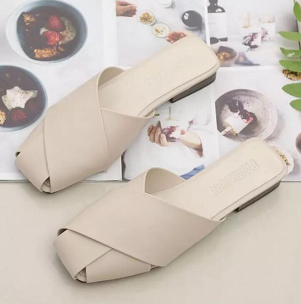 Popular Summer new women's slippers outside wearing lazy shoes fashion casual Baotou flat bottom half slippers women