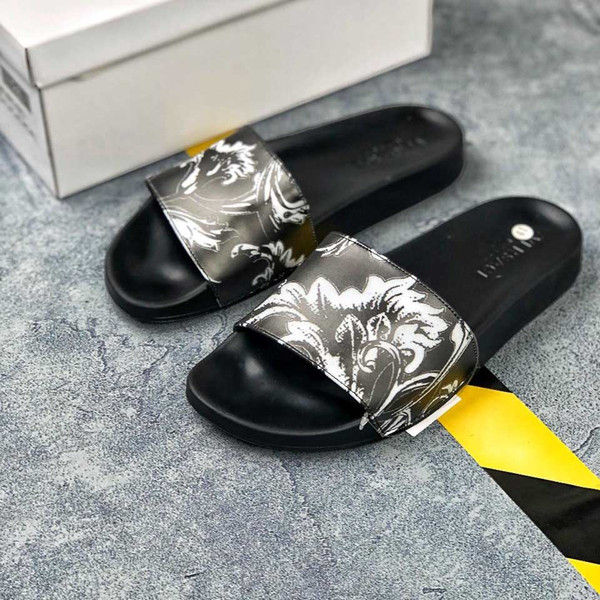 Brand new designer scuffs for men and women wholesale soft bottom non-slip slippers high quality unisex designer sandals