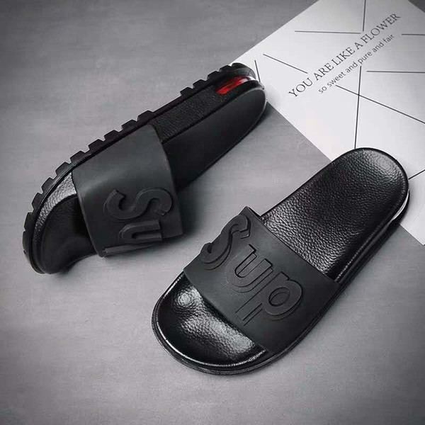 Slippers for Men and Women Fashionable Outside Wear New Type of Sandals, Genuine, Deluxe, Fashionable, Individual Outdoor Slip-proof Soft Bo