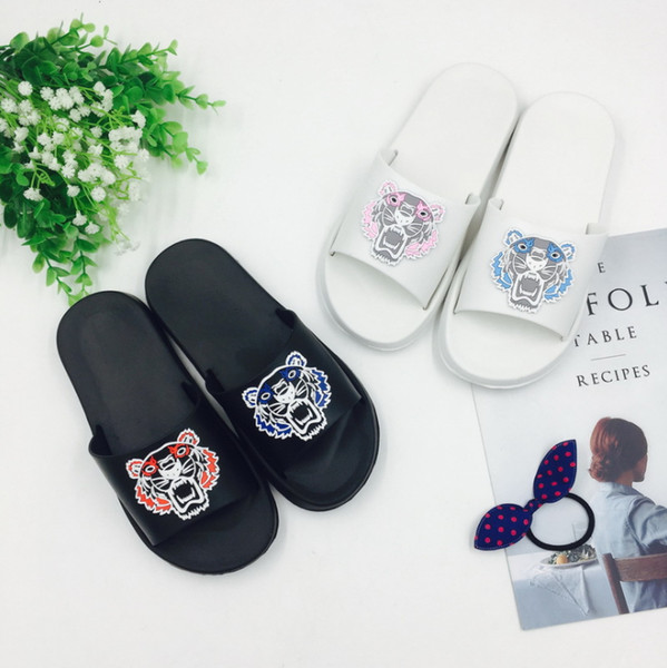 new summer cool slippers new fashion Animal Prints sandals beach sandals couple indoor slippers 36-40