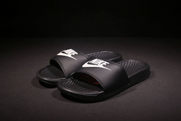 NEW Fashion Slipper Mens Striped Sandals Causal Sandal Summer Slippers WITH BEST QUALITY Gear Bottoms Letter N I Fashion