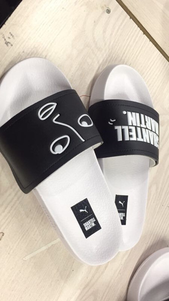 Brand New Fashion Mens Slippers Striped Sandals Medusa Scuffs Causal Non slip Summer Huaraches mens shose new arrival free shipping fashion