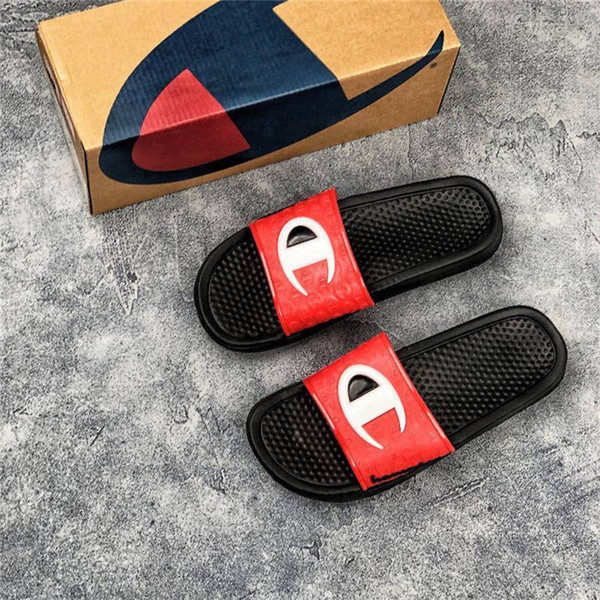 Designer Slippers for Men New Fashion Summer Beach Slides Luxury Sandals Size 40-45 Available