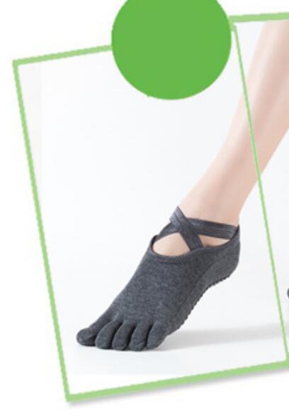 Hot Sale-ce bipedal sports five fingers socks professional anti-skid yoga socks five toes cross free size