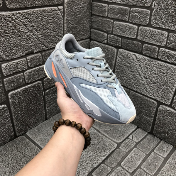 Height Increasing Sneaker Luxury Designer Run shoes New Kanye West Light color Static Zebra Cream Clay Men Women Hyperspace Casual shoe