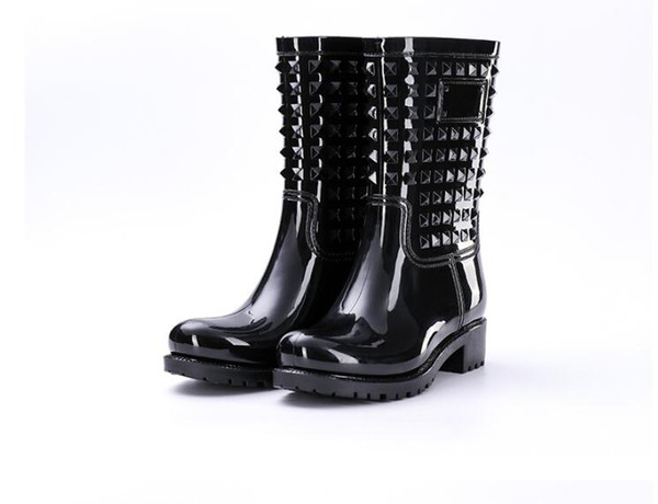 Women Boots Spring Summer Rainboots Mid-Calf Woman Shoes Big Size Non-slip Waterproof Female Footwear Rivet PVC Rain Boots New