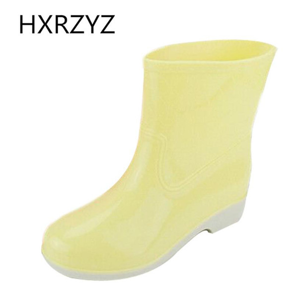 Winter fashion sweet women rain boots / free shipping in the tube big yards ladies slip waterproof rubber boots to keep warm