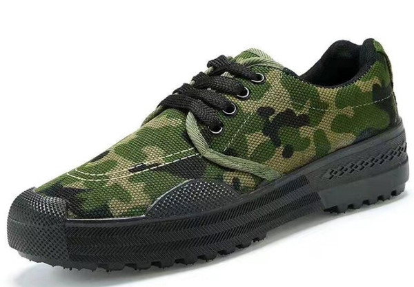 2018 mountain wear-resistant men's puncture - proof outdoor work training shoes camouflage canvas rubber shoes military shoes