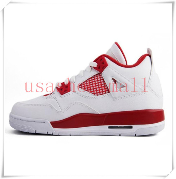 High Quality 4 New Bred Cement Pure Money Basketball Shoes Men Women 4s KAWS Tattoo Royalty Toro Bravo Sports luxury designer Sneakers