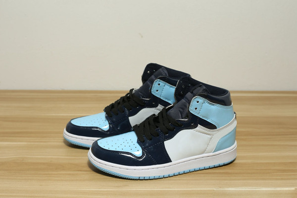 (With Box)Free Shipping 2019 1 High OG Basketball Shoes Men Women 1s Unc Blue White Sneaker