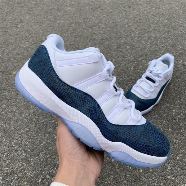 Top quality Real Carbon fiber Classic 11 Navy Blue Snakeskin Basketball Shoes Sports Trainers Sneakers With Original Box CD6846-102