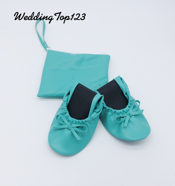 2020 For wedding party gift young lady folding shoes for dancing match bag