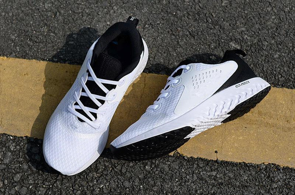 2019 Epic React 4 running Shoes Knitting Sports Sneakers Designer Legend React V4 Trainers Black World Cup Outdoor Runner Shoes